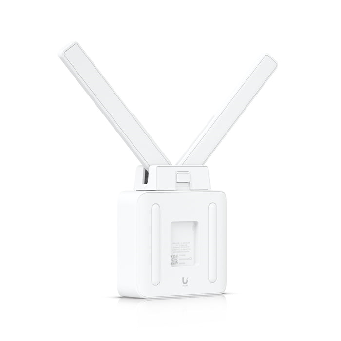 Ubiquiti UMR UniFi 4G LTE Mobile Router | Compact PoE LTE Router