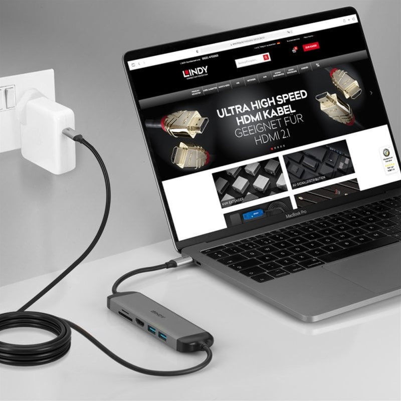 Lindy DST-Micro 140 USB-C Dock with 4K HDMI, 60W PD, USB & SD