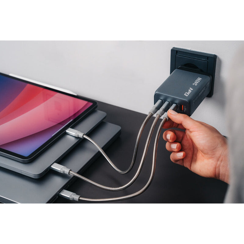 Verbatim 240W GaN Charger 4-Port USB-C PD Fast Charge Travel
