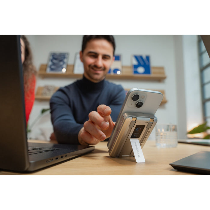 Verbatim 10,000mAh MagSafe Power Bank 22.5W USB-C Built-in Cables